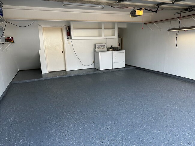 Building Photo - 4749 E NASA Pkwy