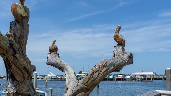 Building Photo - 1600 W 12th St