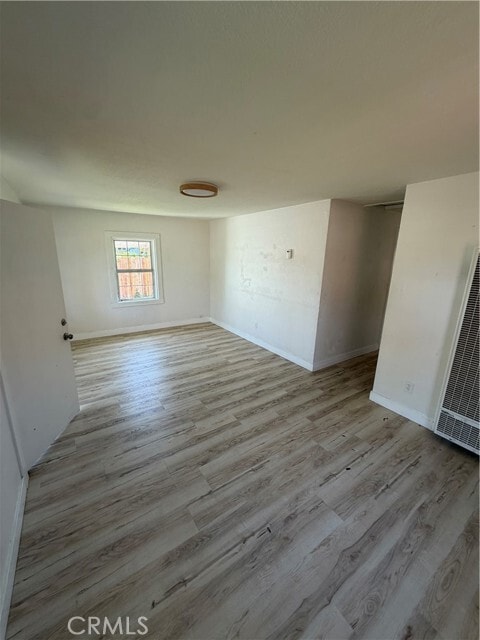 Building Photo - 1211 W 8th St