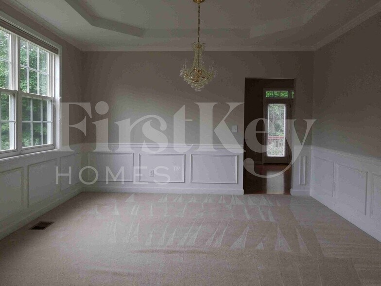 Building Photo - 5302 Cragganmore Dr