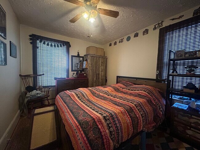 Building Photo - 6 Horton St