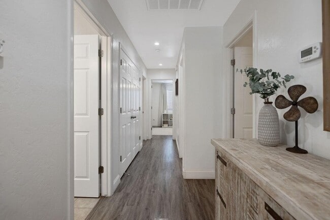 Building Photo - Updated 3BR Home with Pool, RV Parking & Solar in Shannon Ranch