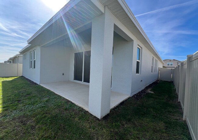 Building Photo - 980 Vineyard Rdg Rd