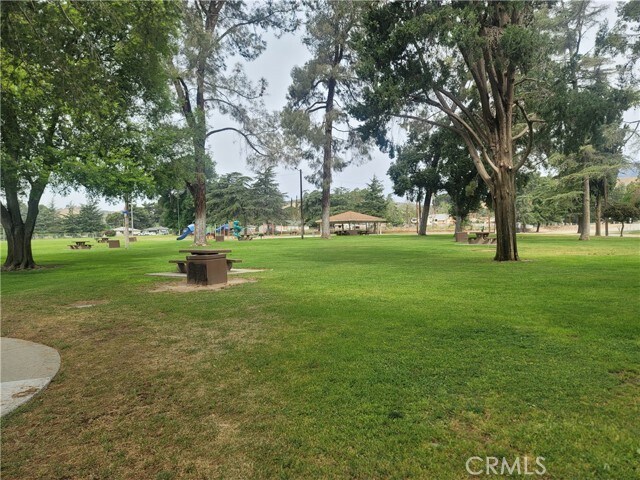 Building Photo - 545 N 2nd St