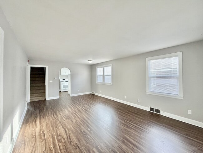Building Photo - 1306 Copeland Ave