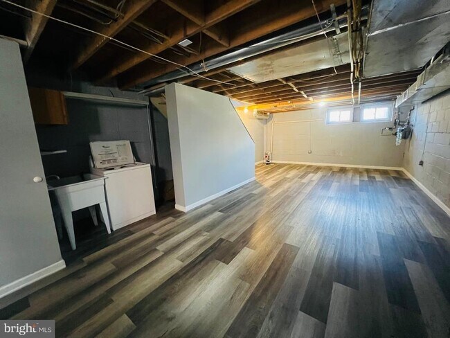 Building Photo - 7308 Berkshire Rd