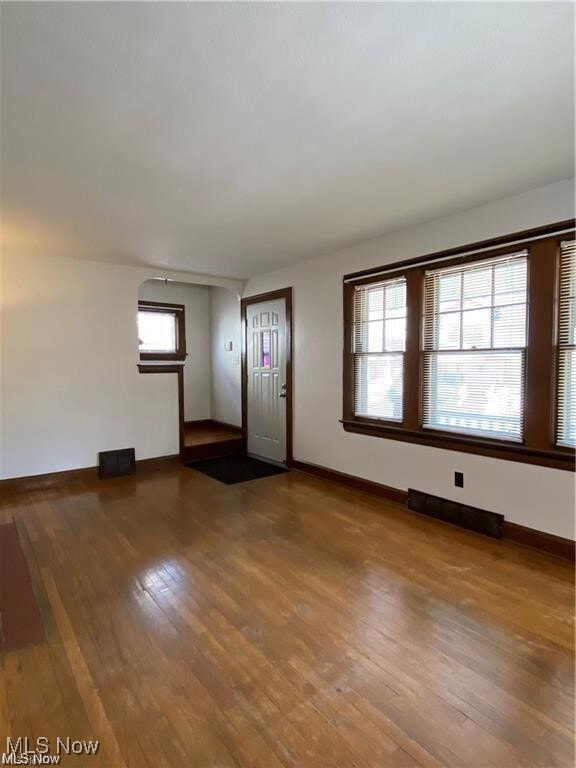 Building Photo - 3384 W 91st St
