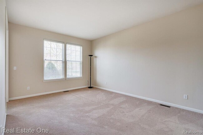 Building Photo - 14864 Liri Dr