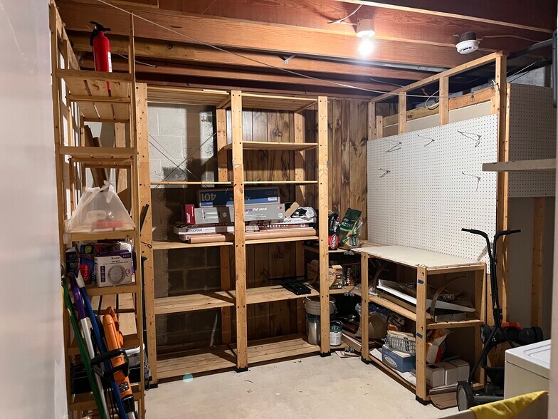 Storage area in basement - 2808 Andiron Ln