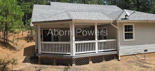 Building Photo - 6271 Red Robin Rd