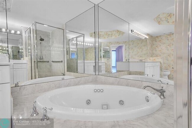 Building Photo - 6001 N Ocean Dr