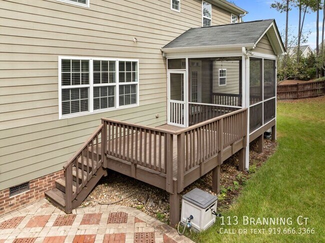 Building Photo - 113 Branning Ct