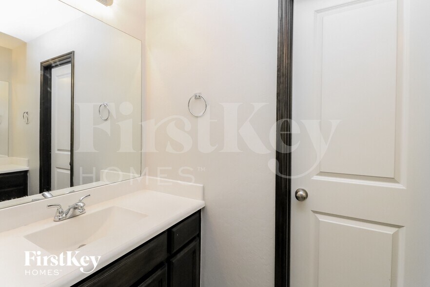 Building Photo - 3508 Slate River Dr