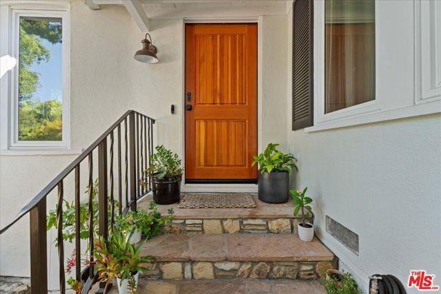 Building Photo - 4104 Saugus Ave