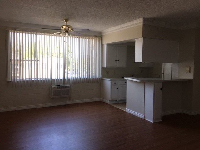 Building Photo - 303 Commonwealth Ave