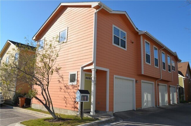 Building Photo - 1601 Miriam Ave