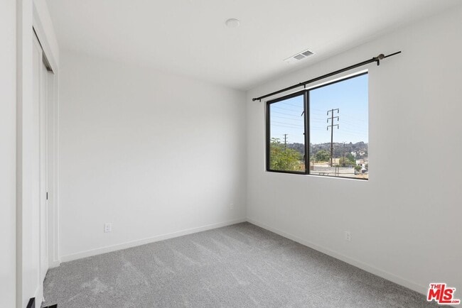 Building Photo - 1605 Arla Way