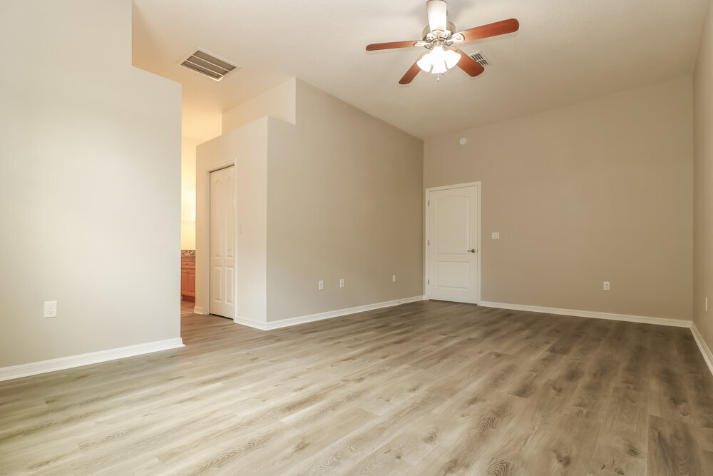 Building Photo - 4323 Sand Ridge Blvd