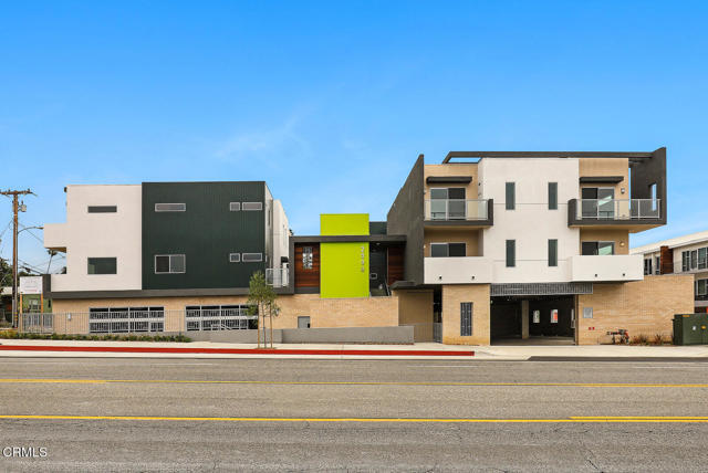 Building Photo - 2000 Lake Ave