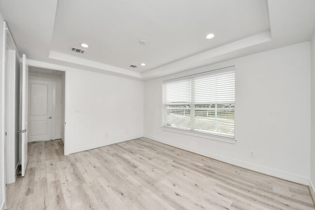 Building Photo - 2920 Nance St