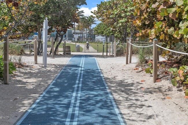 Building Photo - 625 93rd St