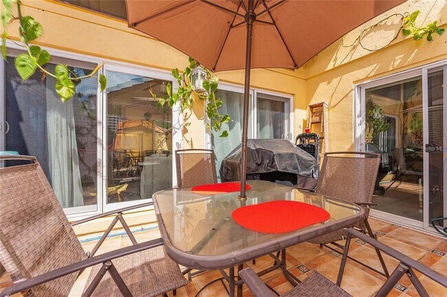 Building Photo - 5053 Maui Cir