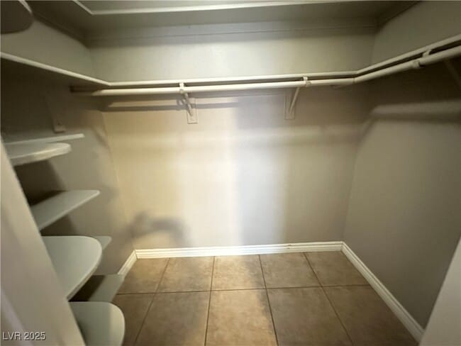 Building Photo - 4426 Cinema Ave