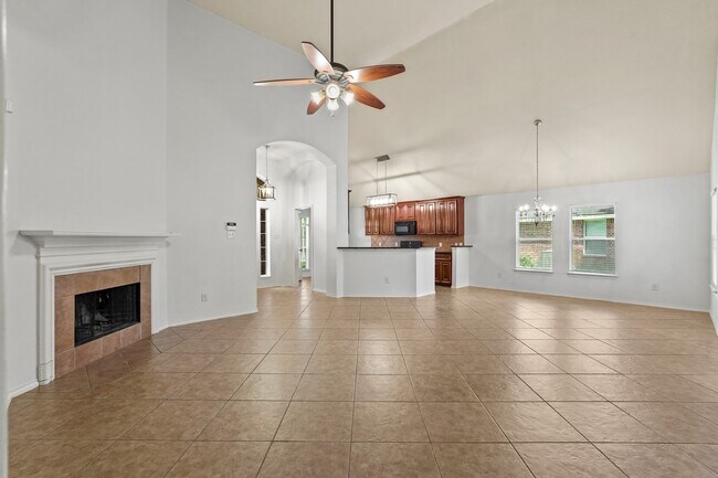 Building Photo - 17635 Arcadia Point Ln