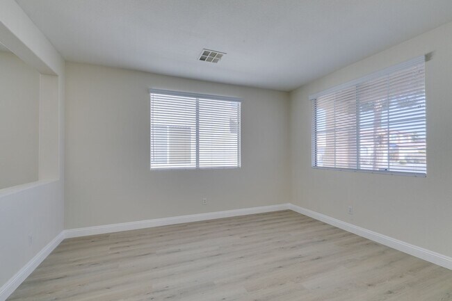 Building Photo - Charming 3-Bedroom Single-Story Home in North Las Vegas!