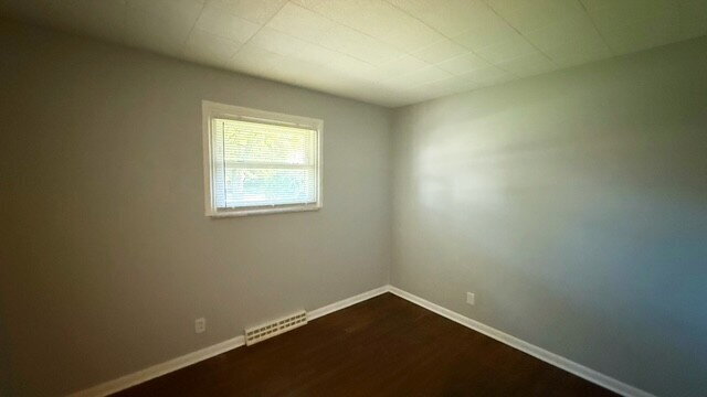 Building Photo - LAWRENCE 4 BEDROOM W/BASEMENT RECENTLY UPDATED!  AVAILABLE NOW!