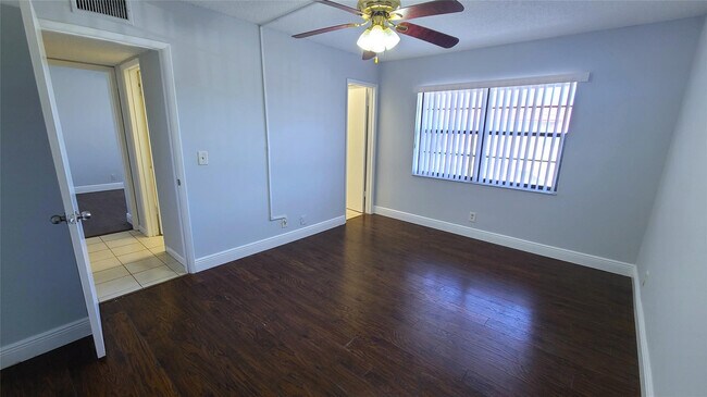 Building Photo - 3262 NW 104th Ave