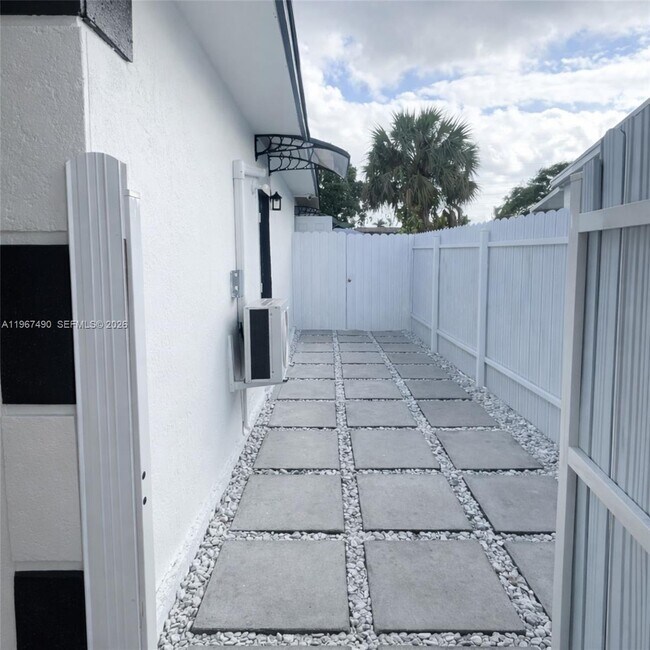 Building Photo - 3412 NW 176th Terrace