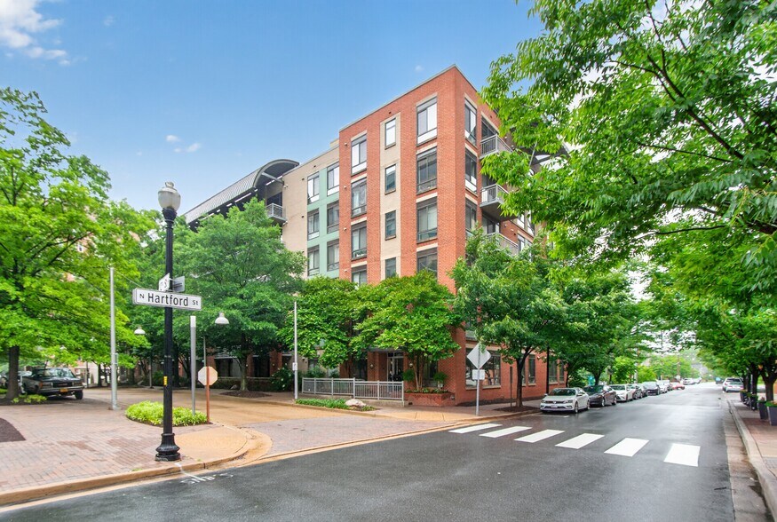 Building Photo - 1200 N Hartford St