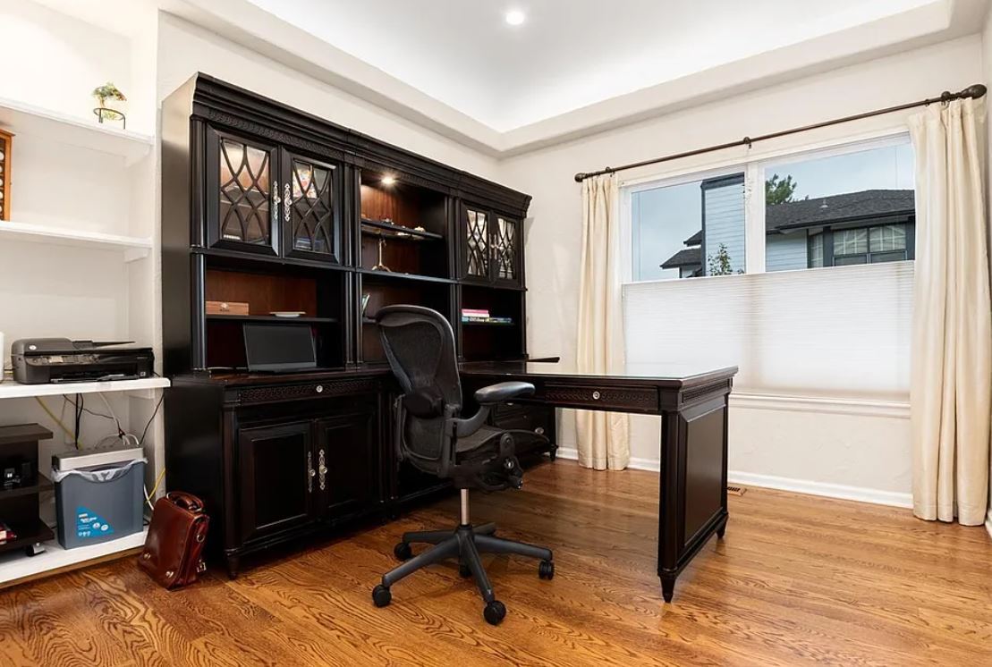 Home Office - 9393 Prairie View Dr