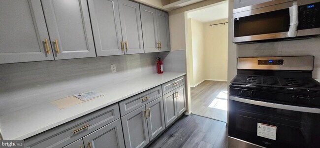 Building Photo - 124 Wood Mill Dr