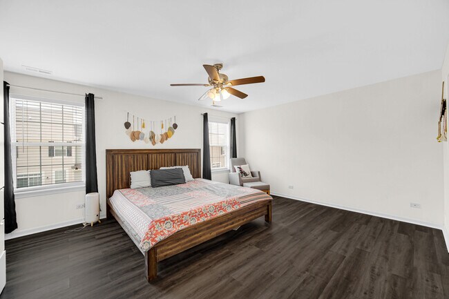 Building Photo - 57 Margaret Dr