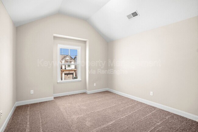 Building Photo - 3109 Venetian Dr