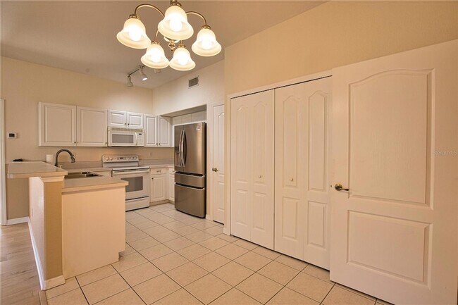 Building Photo - 3103 L Pavia Blvd