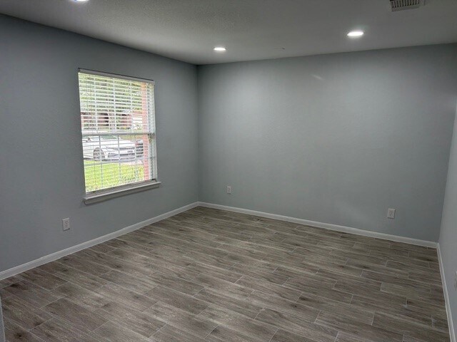 Building Photo - 32327 Cross Spring Park Ln