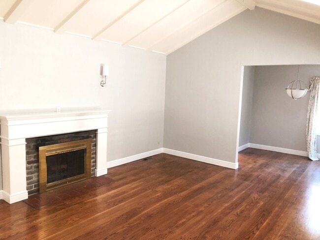 Building Photo - Montclair Hills Retreat w/ In-law Unit