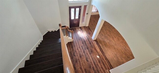 Building Photo - 21038 Narrow Gate Dr