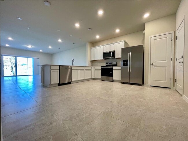 Building Photo - 1986 Canny Cv