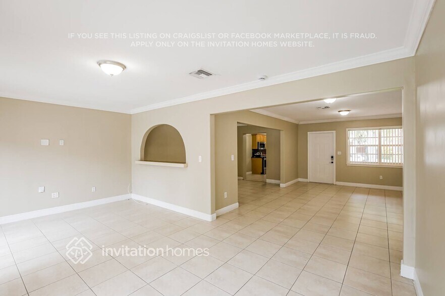 Building Photo - 2150 SW 65th Ave