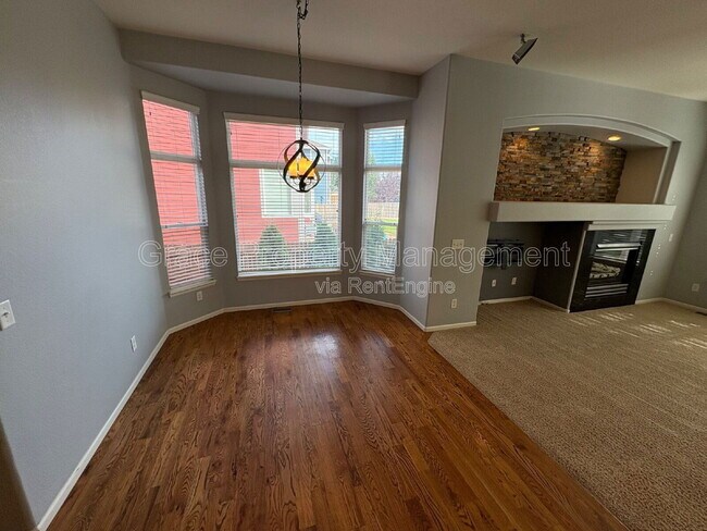 Building Photo - 222 Saxony Rd