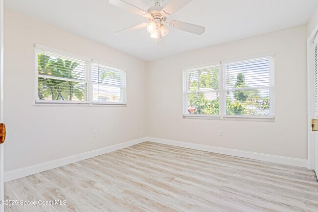 Building Photo - 1730 Canal Ct