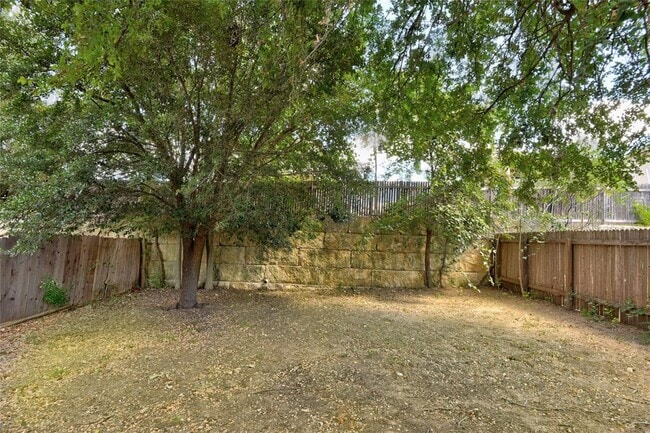 Building Photo - 5624 Emma Thompson Way