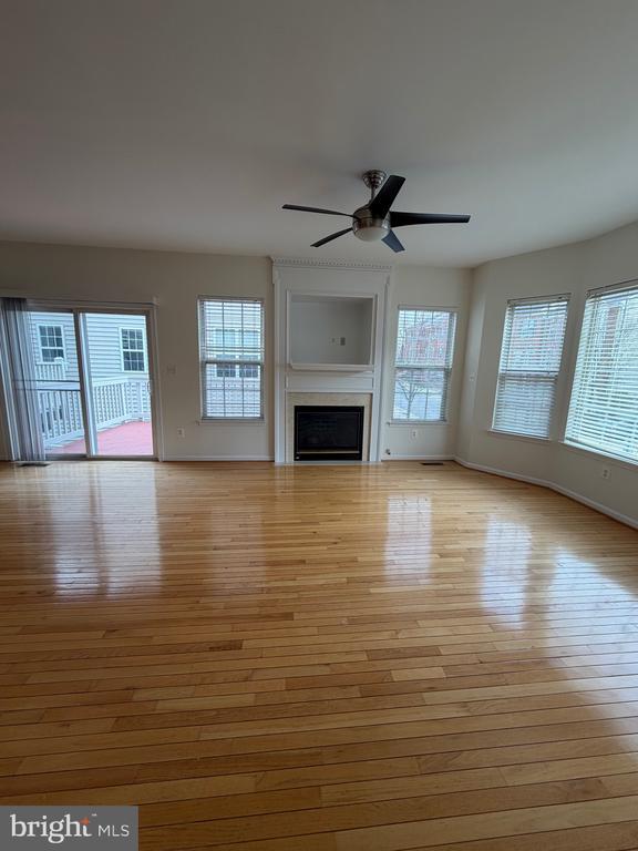 Building Photo - 6256 Shackelford Terrace