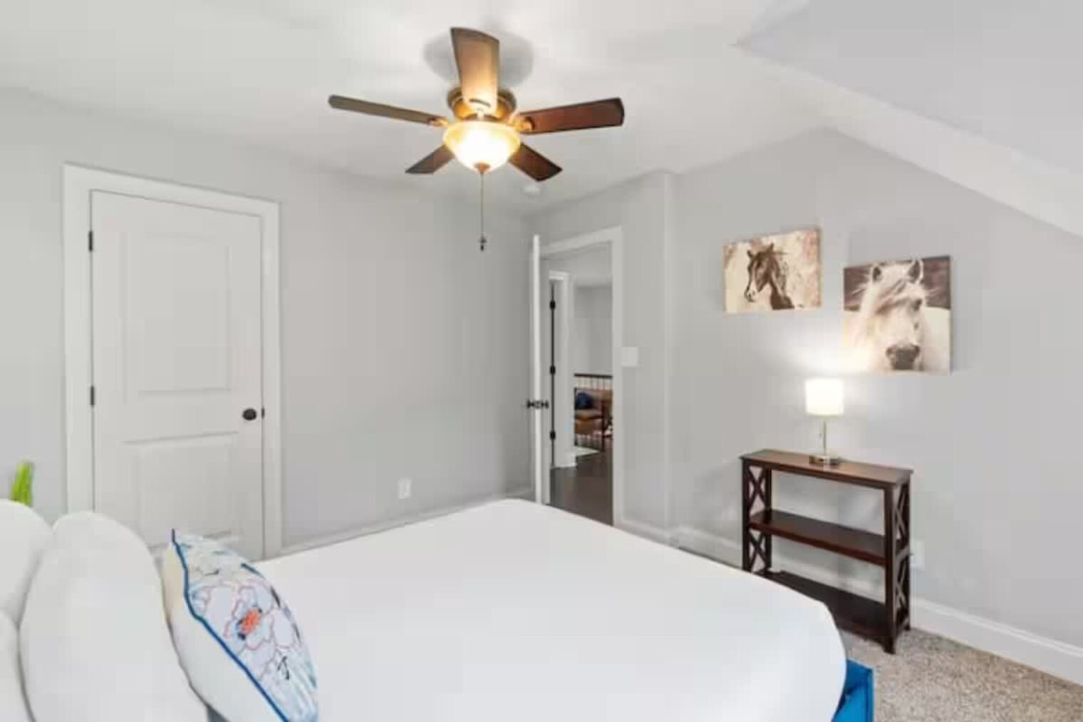 Building Photo - 206 E St