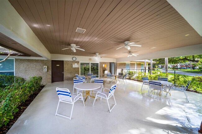 Building Photo - 801 Cypress Blvd