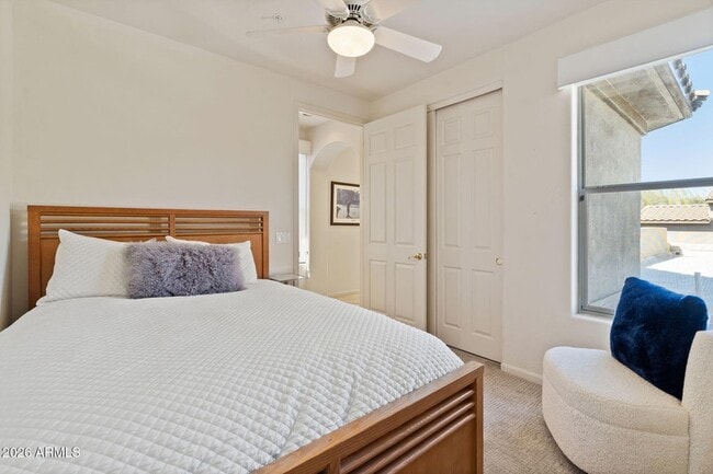 Building Photo - 20802 N Grayhawk Dr